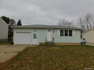 194 Autumnwood Dr, Buffalo, NY 14227