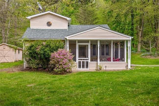 192 Wilkins Hollow Rd, Addison, PA 15411