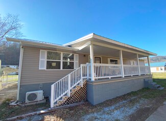 1100 Balkan Rd, Pineville, KY 40977