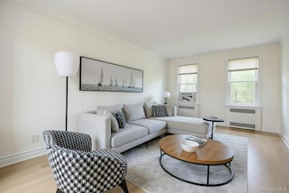 94-10 64th Rd Unit C1, Rego Park, NY 11374