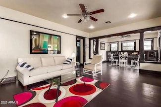 122 N 9th Ave, Phoenix, AZ 85007