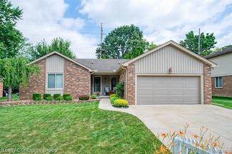 31260 Mayville St, Livonia, MI 48152