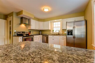 193 High St, Littleton, NH 03561