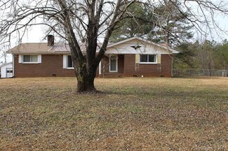 556 Winfree Rd, Wadesboro, NC 28170