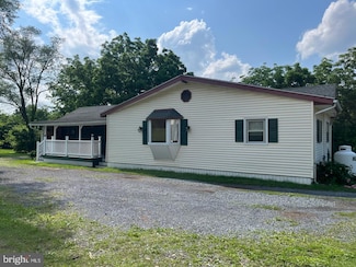 790 River Rd, Mohrsville, PA 19541