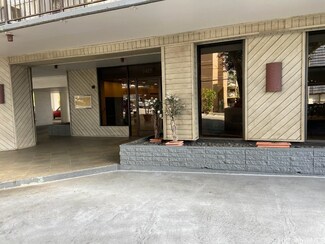 1415 Victoria St Unit 915, Honolulu, HI 96822