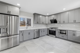 1297 Pleasant St, East Weymouth, MA 02189