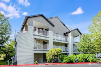 12303 Harbour Pointe Blvd Unit CC302, Mukilteo, WA 98275