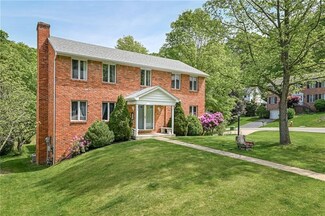 302 Cross Creek Ct, Pittsburgh, PA 15237