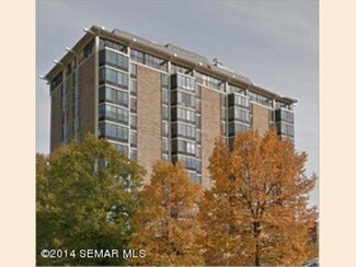 207 5th Ave SW Unit 102, Rochester, MN 55902