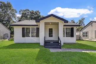 1933 Green Ave, Port Arthur, TX 77642