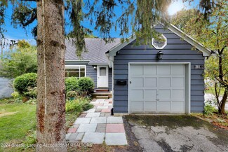 1015 W Grand River Ave, East Lansing, MI 48823