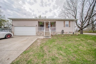 840 Herndon Rd, Lebanon, MO 65536