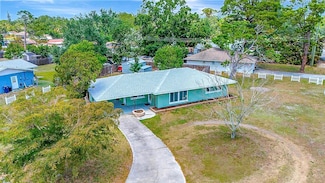5208 30th St W, Bradenton, FL 34207