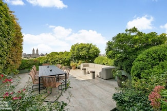 936 5th Ave Unit PH, New York, NY 10021