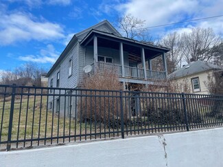 1030 Main St, Clifton Forge, VA 24422
