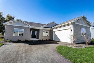 429 W Dekalb Dr, Maple Park, IL 60151