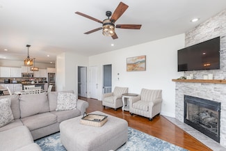 1101 Running Brook Dr, Lawrenceburg, KY 40342