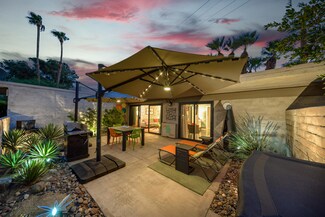 1721 E Sandalwood Dr, Palm Springs, CA 92262