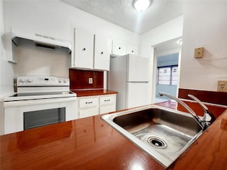 1225 NE 124th St Unit 29C, North Miami, FL 33161