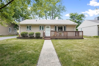 8132 Wicker Park Dr, Highland, IN 46322