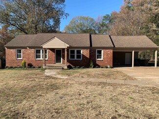 2683 Elmore Park Rd, Memphis, TN 38134