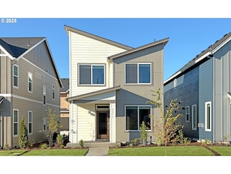 8273 SE Crescent Dr, Hillsboro, OR 97123