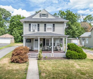 19 Whitehill St, Taunton, MA 02780