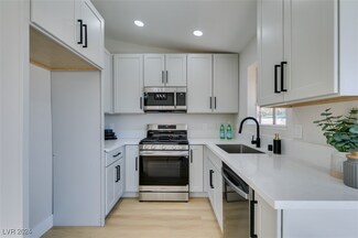 459 Ash St, Henderson, NV 89015