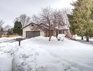 4526 Brittany Ct, Eau Claire, WI 54701