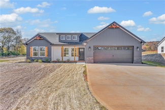 256 Old Fork School Rd, Townville, SC 29689