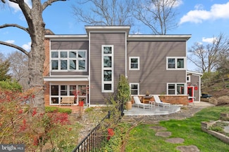 6313 W Halbert Rd, Bethesda, MD 20817