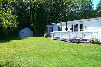 23 Sandalwood Cir, Kittery, ME 03904