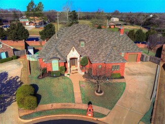 1501 Inwood Cir, Edmond, OK 73013