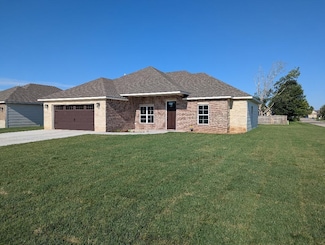 733 N Cedar Downs Ct, Wichita, KS 67235