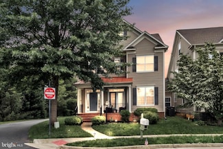 8951 Junco Ct, Gainesville, VA 20155
