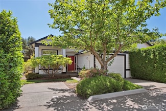 9756 Capewind Ln NW, Silverdale, WA 98383