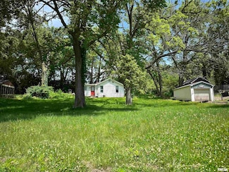 1415 45th Ave, Rock Island, IL 61201