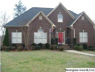 914 Whispering Pines Cir, Mount Olive, AL 35117