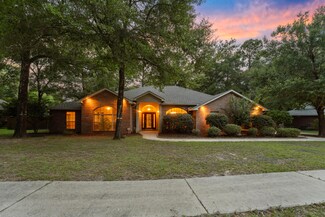 5848 Saratoga Dr, Crestview, FL 32536