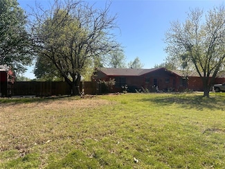 1916 Timber Ridge Dr, Newcastle, OK 73065