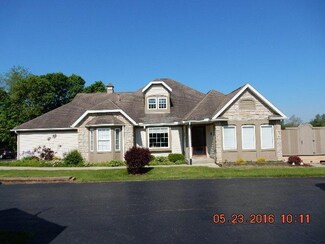 704 Knolls Dr, Mount Vernon, OH 43050