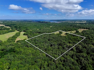 0017 County Road 2770, Honey Grove, TX 75446