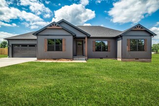 109 Rittenberry Dr, Auburn, KY 42206