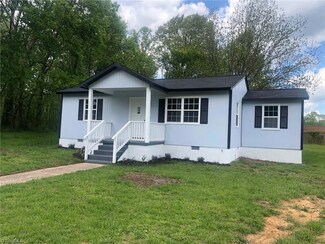 302 W Gene Hairston St, Madison, NC 27025