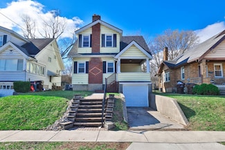 1827 Sundale Ave, Cincinnati, OH 45239