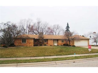 1520 Wellington Rd, Lansing, MI 48910