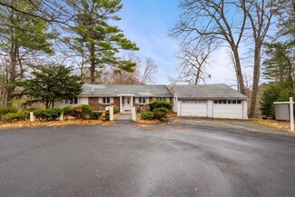 47 Riverside Dr, North Reading, MA 01864