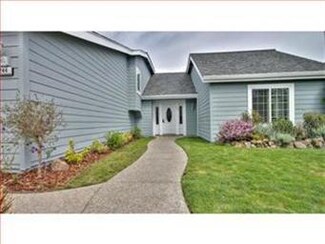 244 Ross Ln, Foster City, CA 94404