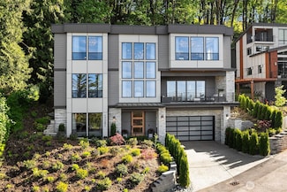 17281 SE 43rd St, Bellevue, WA 98006